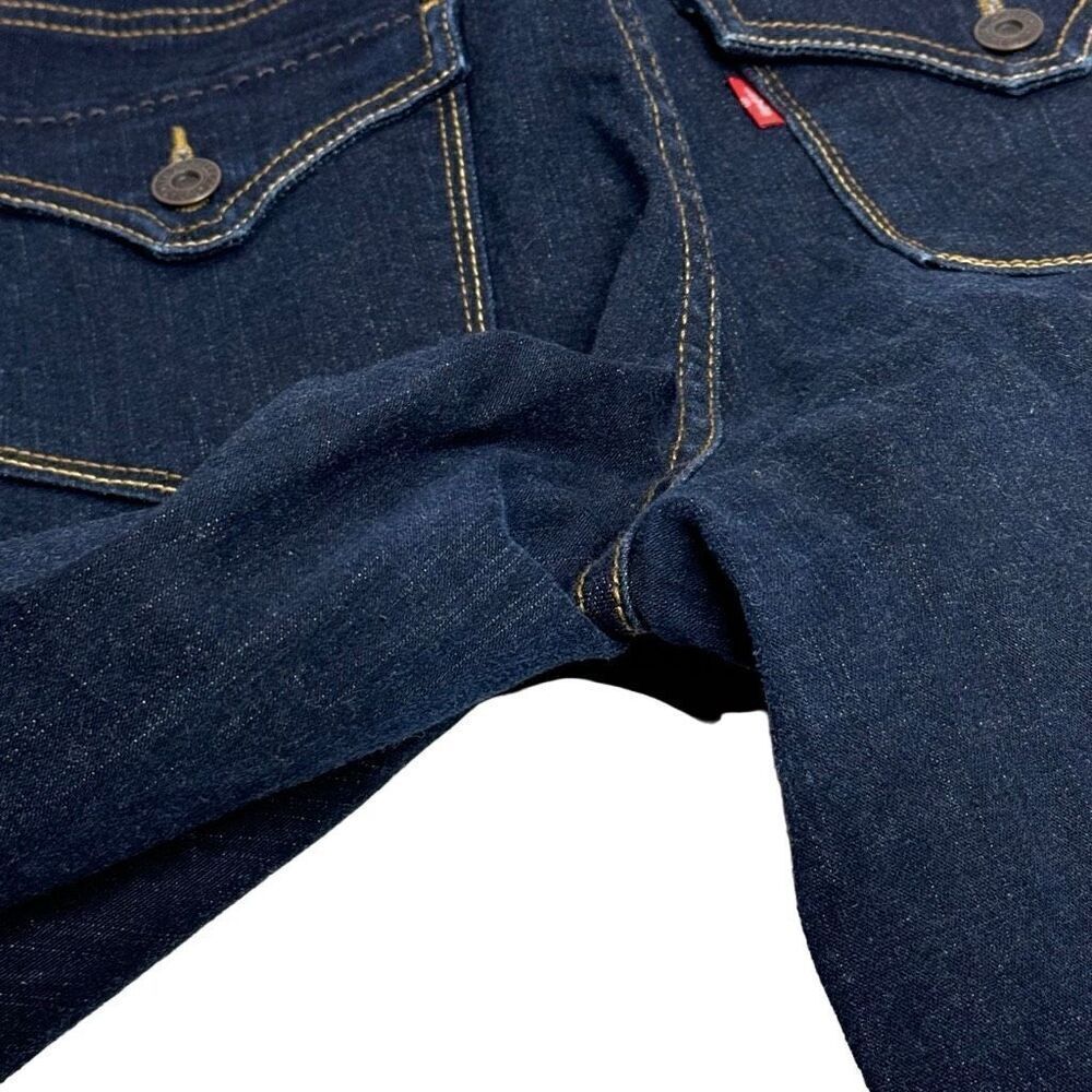 Levi’s dark wash 512 perfectly slimming Bermuda jean shorts size 10 - Picture 13 of 13